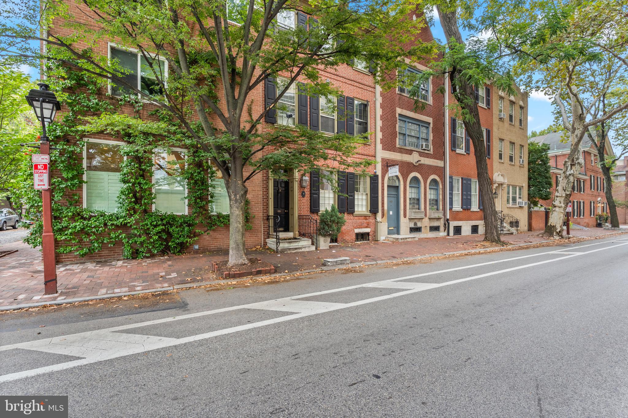 409 Pine Street, Unit 3 Philadelphia, PA 19106 - Photo 2 of 30 a view of a building with a street