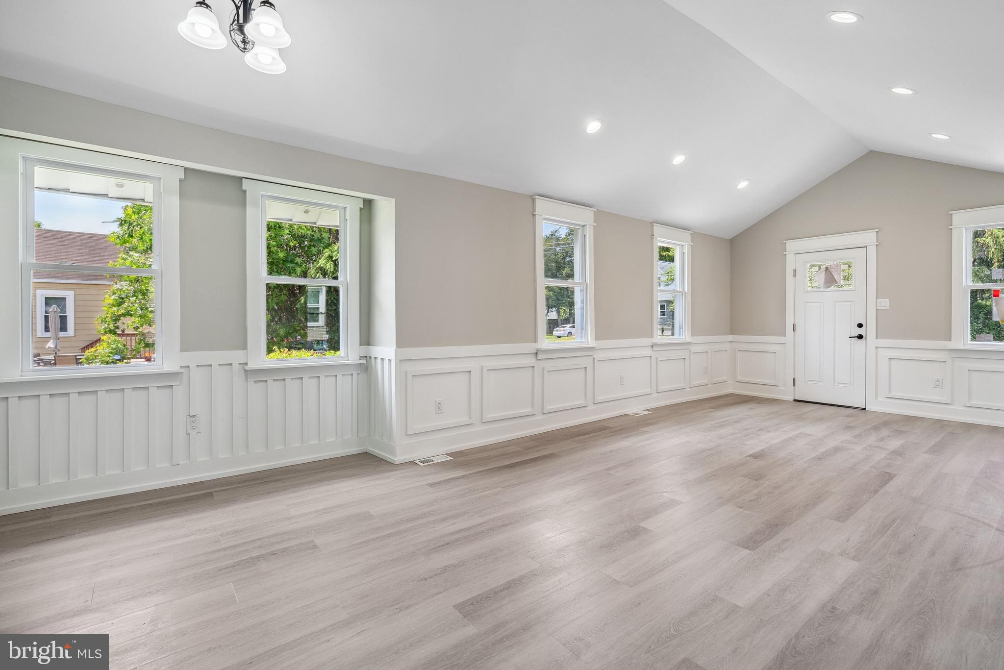730 Maple Road Woodbury, NJ 08096 - Photo 5 of 20 Gallery Image 5