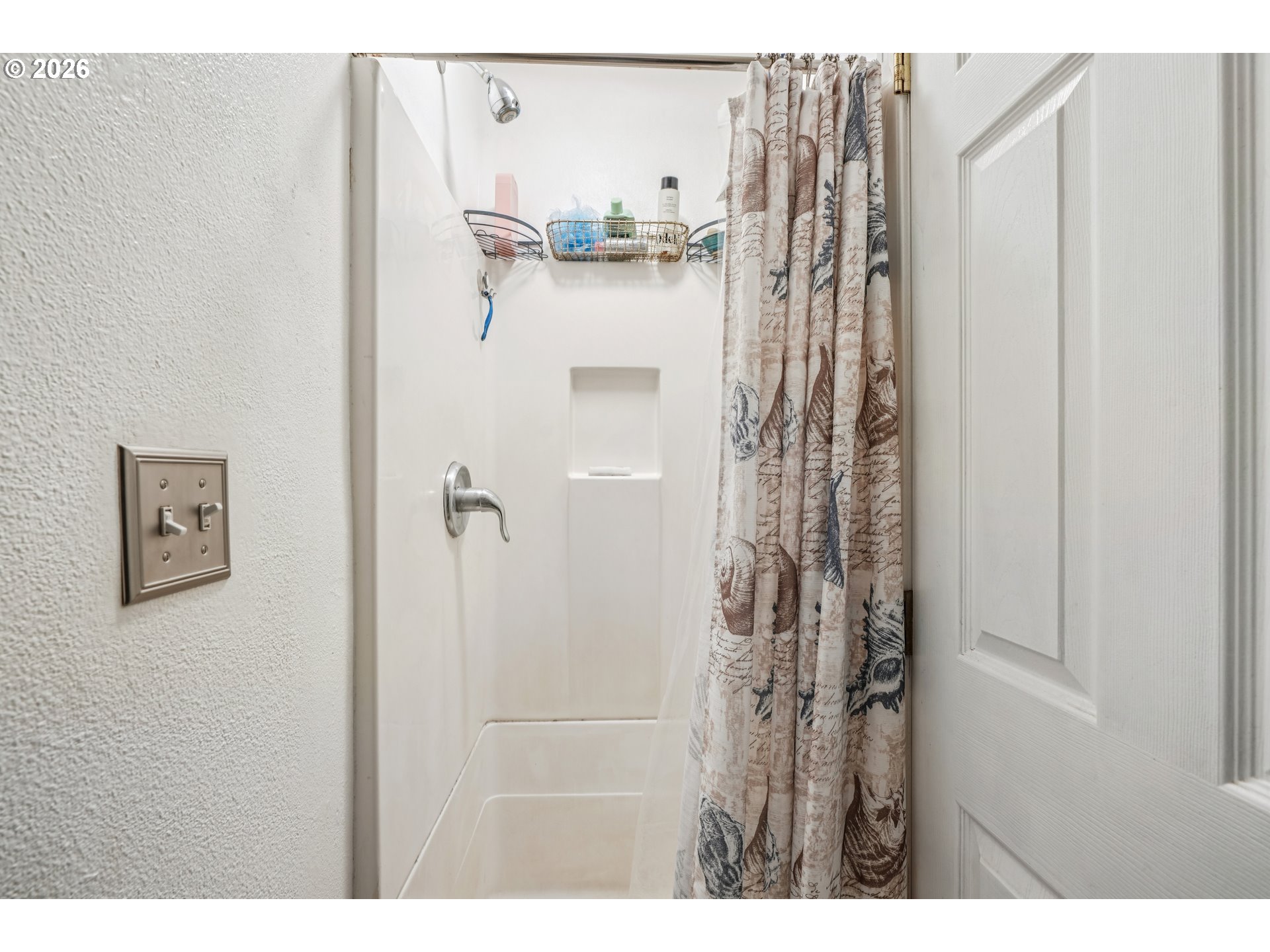 710 Southeast 155th Avenue Portland, OR 97233 - Photo 23 of 35