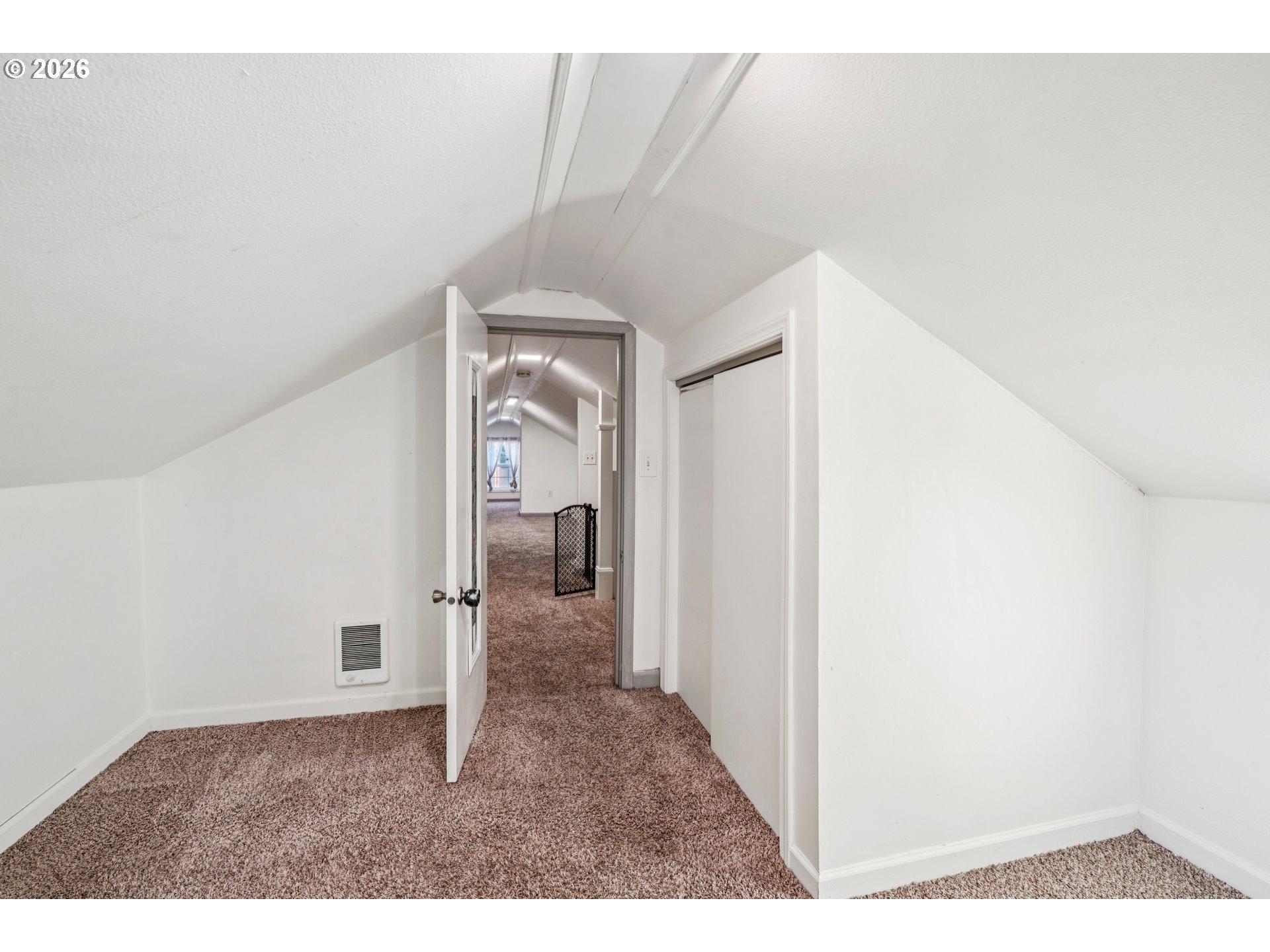 710 Southeast 155th Avenue Portland, OR 97233 - Photo 29 of 35