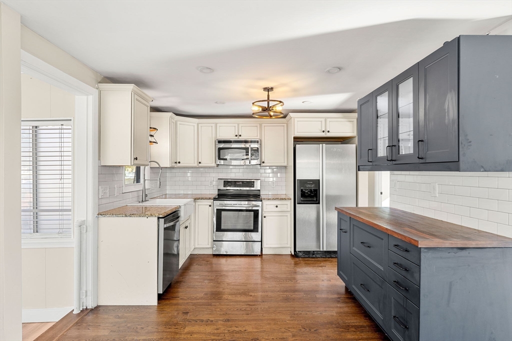 19 Smith Road Randolph, MA 02368 - Photo 11 of 40