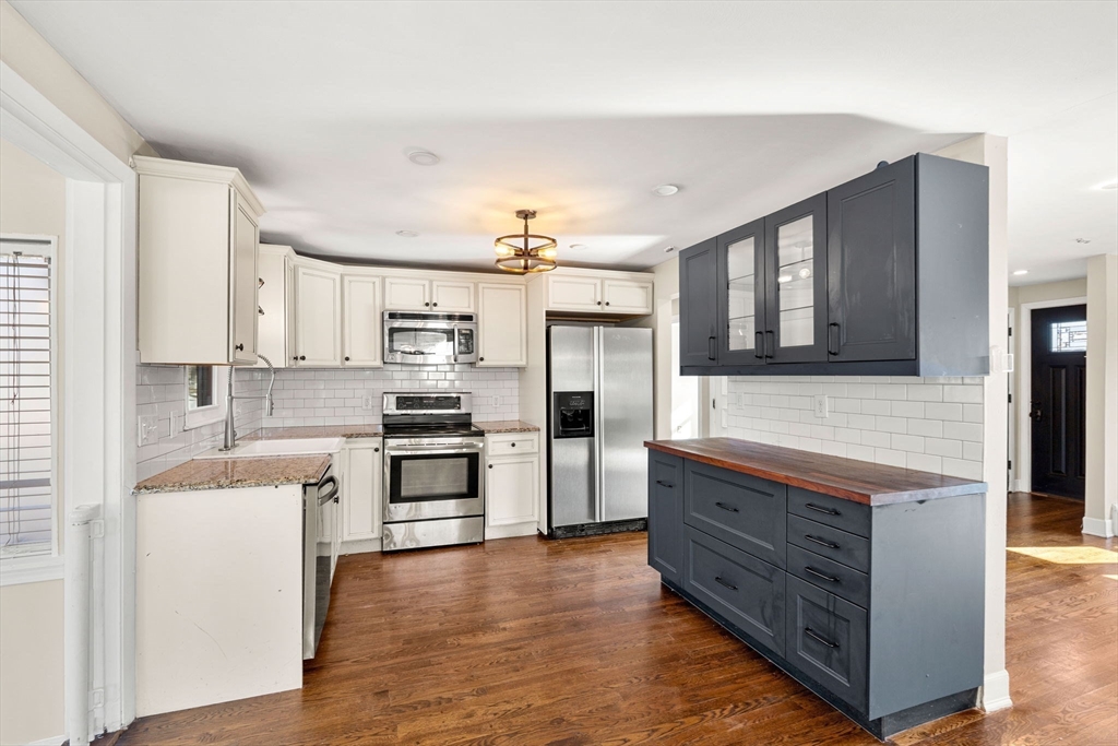 19 Smith Road Randolph, MA 02368 - Photo 12 of 40