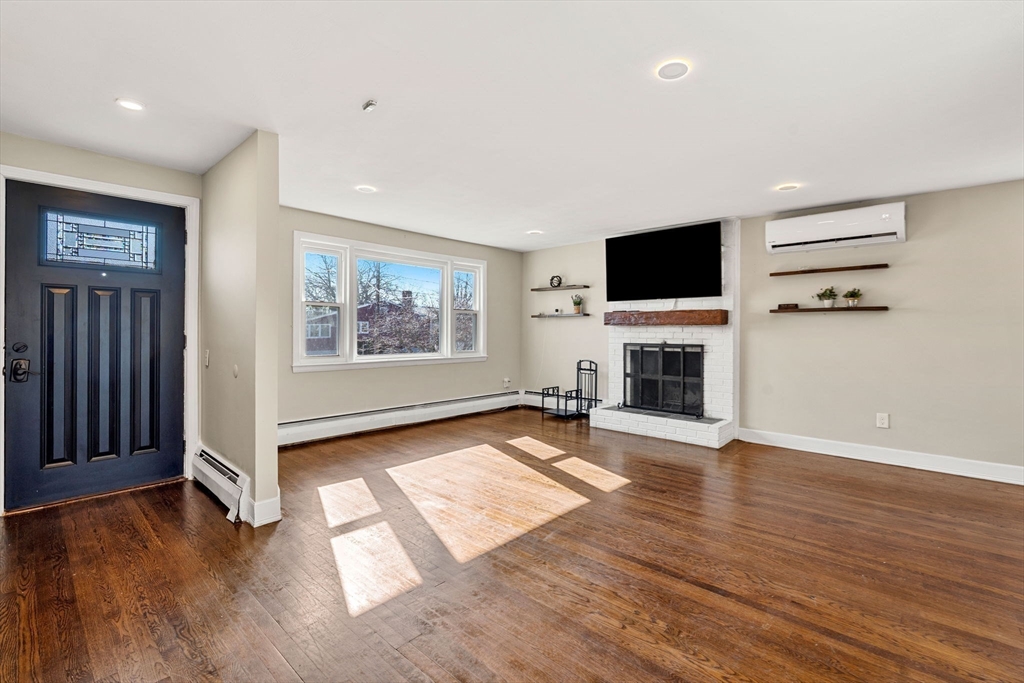 19 Smith Road Randolph, MA 02368 - Photo 7 of 40