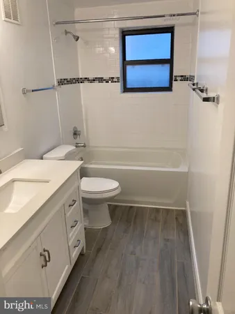 $1,466 | 612 Kennebec Avenue, Unit B2, Takoma Park, MD 20912