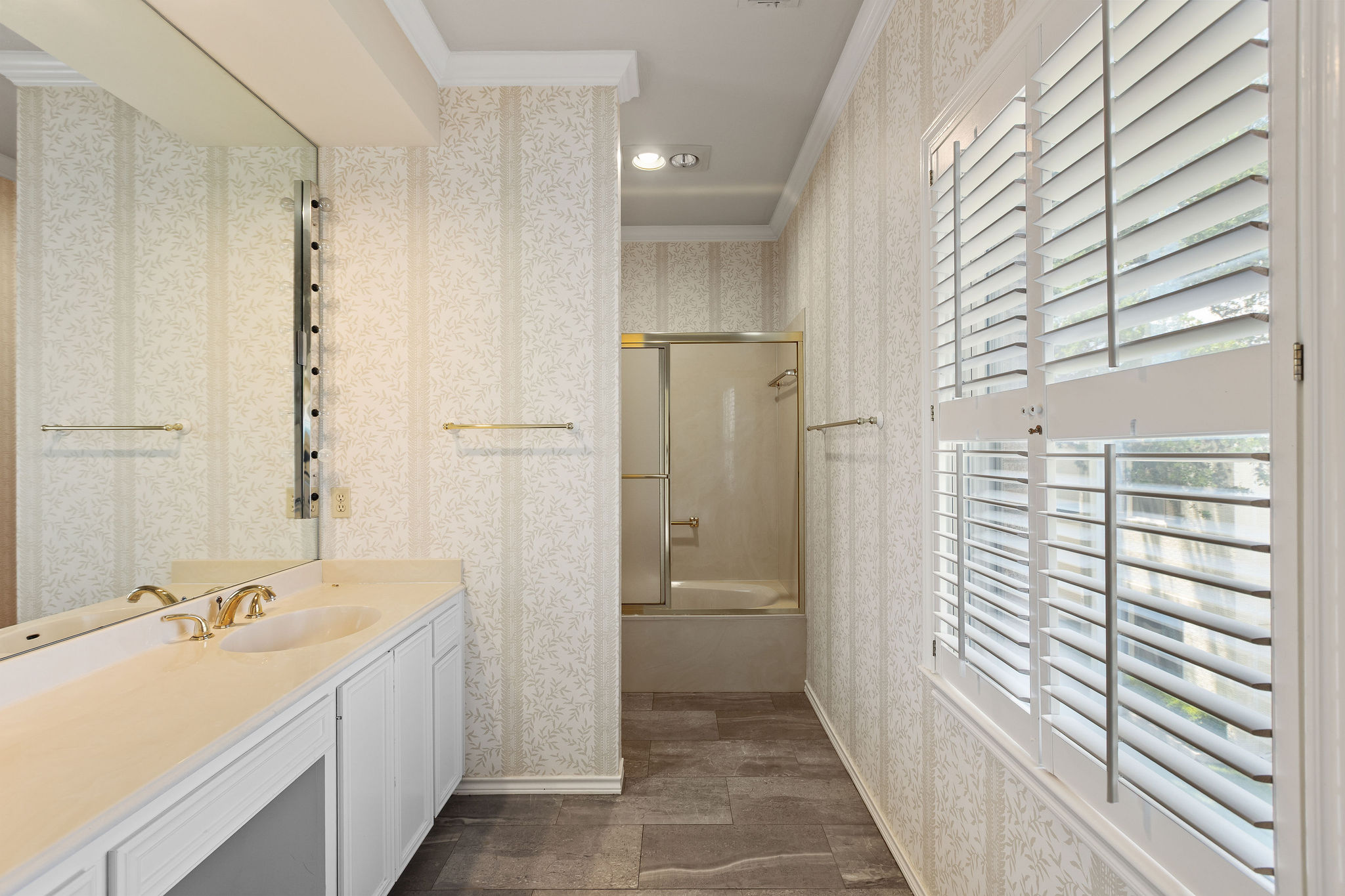 2834 Montebello Road, Unit B11 Austin, TX 78746 - Photo 34 of 39