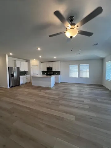 $2,950 | 537 Sierra Ridge, Lavon, TX 75166