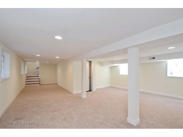 3323 North Troy Street Chicago, IL 60618 - Photo 15 of 25 a view of an empty room