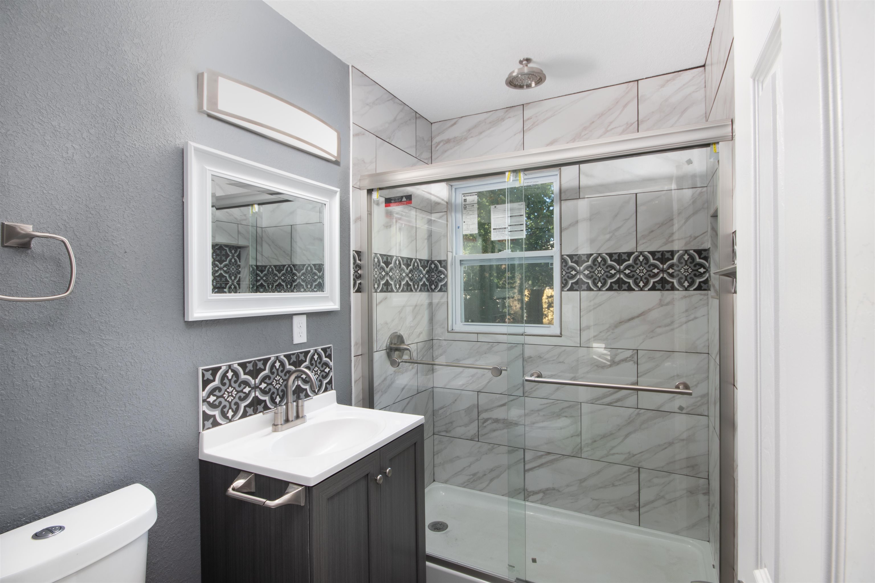 545 South Glendale Street Wichita, KS 67218 - Photo 16 of 32