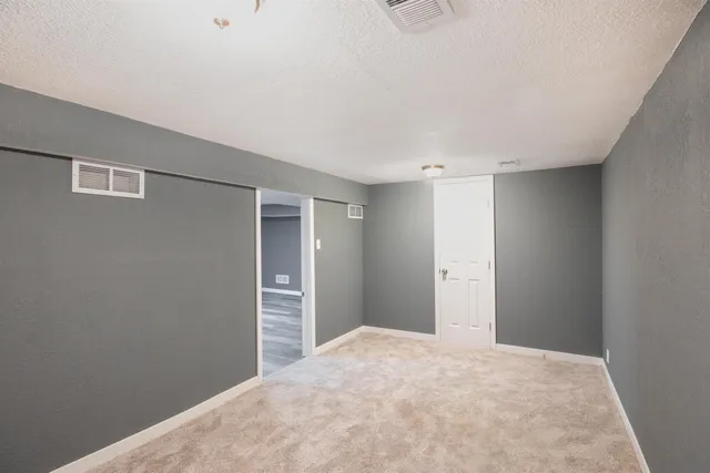 $190,000 | 545 South Glendale Street, Wichita, KS 67218