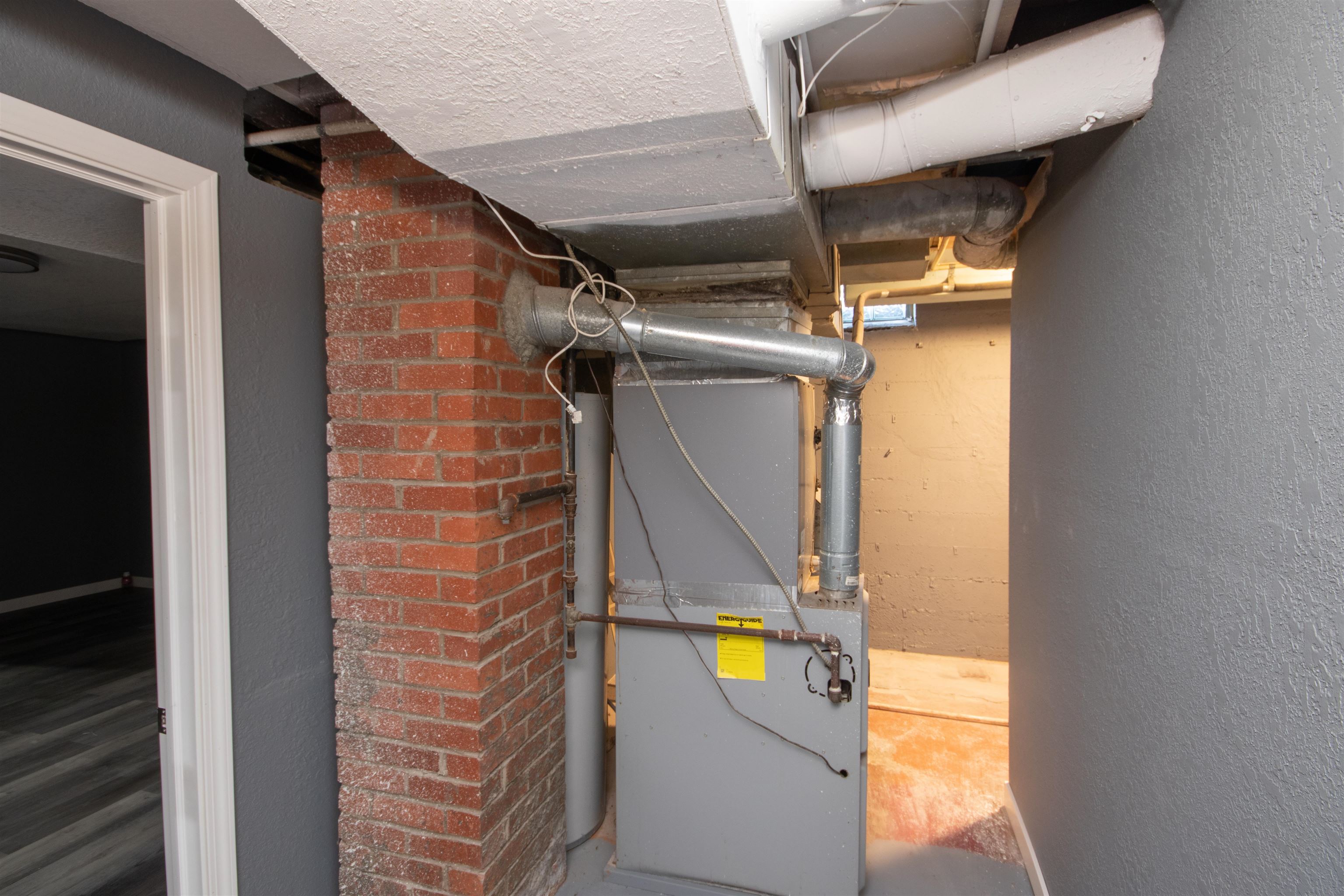 545 South Glendale Street Wichita, KS 67218 - Photo 27 of 32