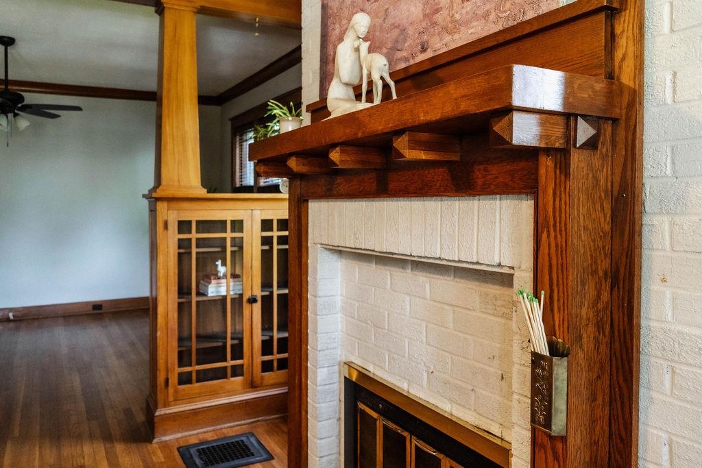 1925 Nelson Avenue Memphis, TN 38104 - Photo 5 of 39 Molding, fireplace and beautiful original woodwork
