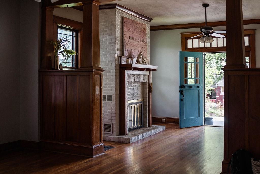 1925 Nelson Avenue Memphis, TN 38104 - Photo 6 of 39 Fireplace and gorgeous original wood craftsmanship