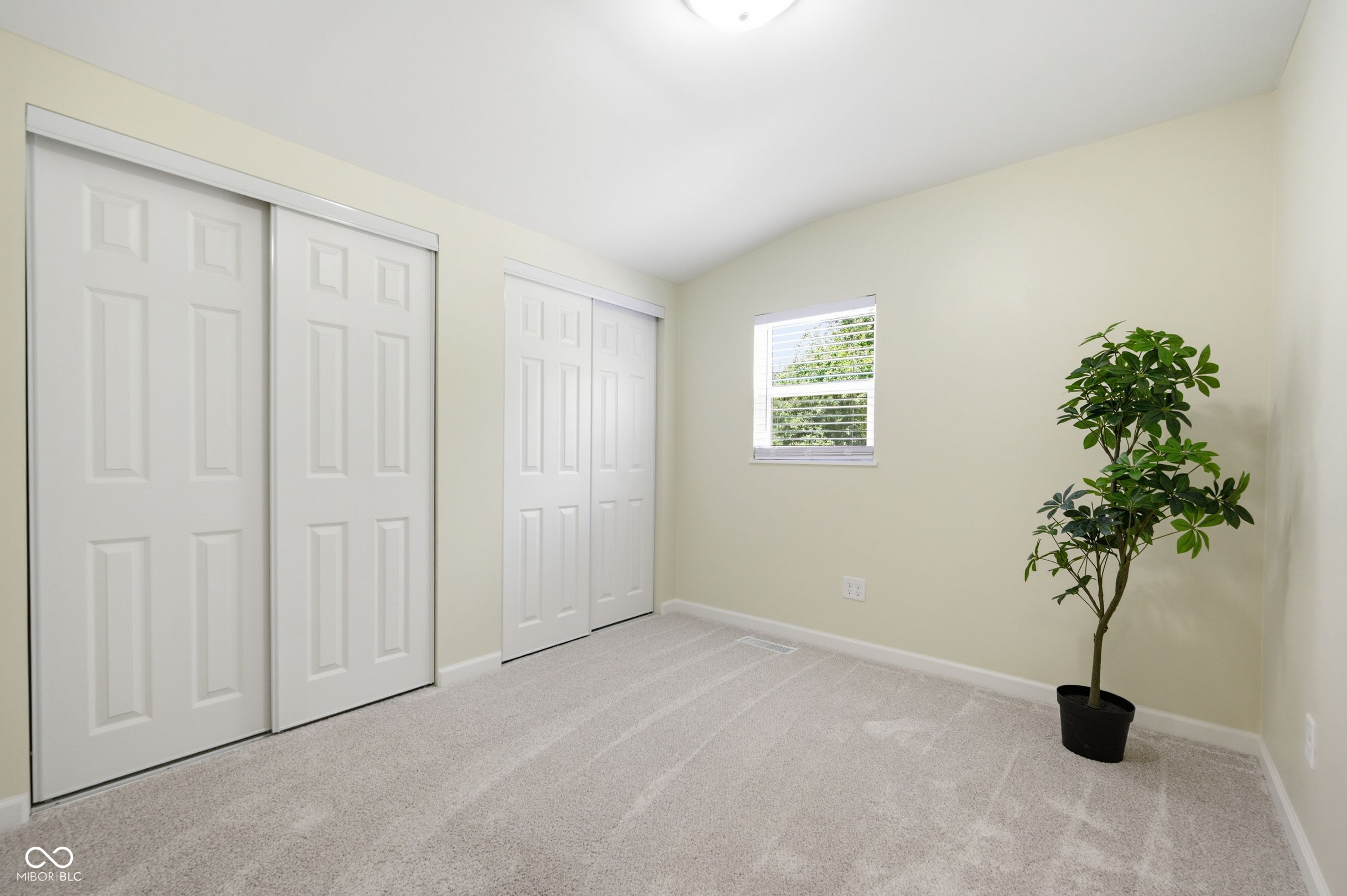 261 North Hillsboro Road New Castle, IN 47362 - Photo 15 of 35