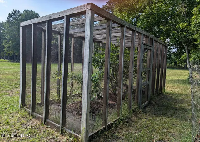 $339,000 | 51 West Lake Lee Road, Greenville, MS 38701