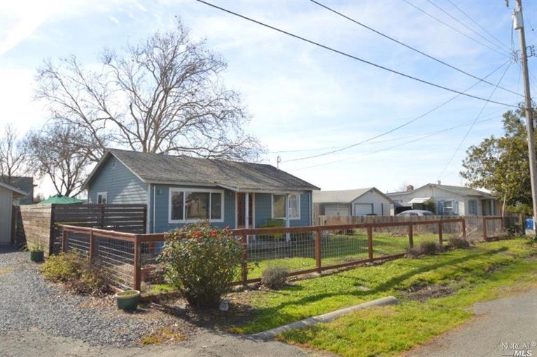 936 Darlyn Way Santa Rosa, CA 95407 - Photo 1 of 1 Gallery Image 1