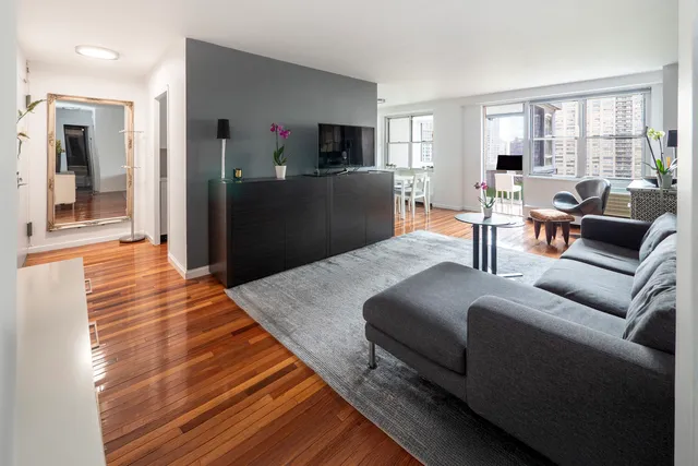 $760,000 | 303 West 66th Street, Unit 16KW | Upper West Side
