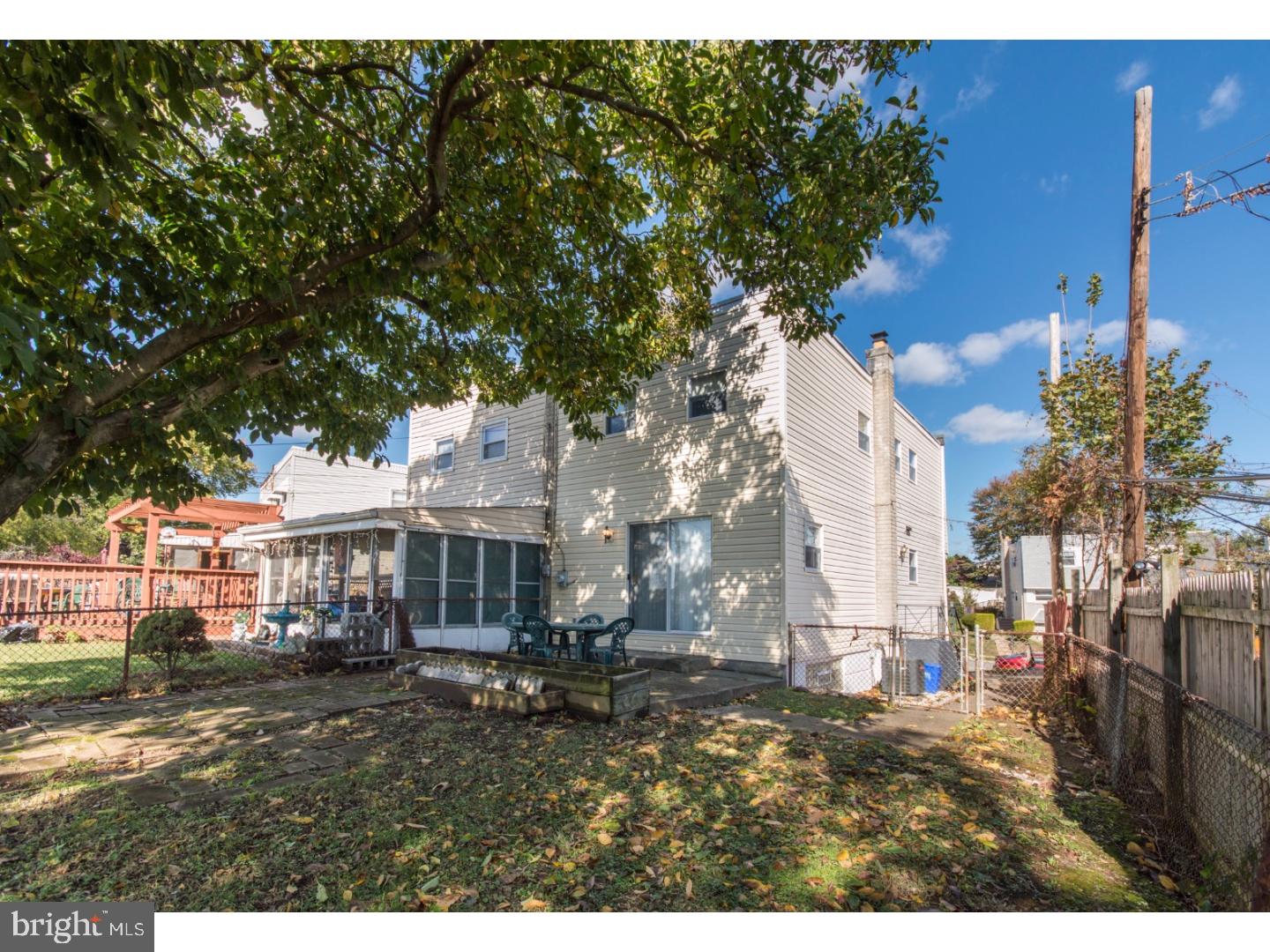 2834 Shelly Road Philadelphia, PA 19152 - Photo 21 of 23