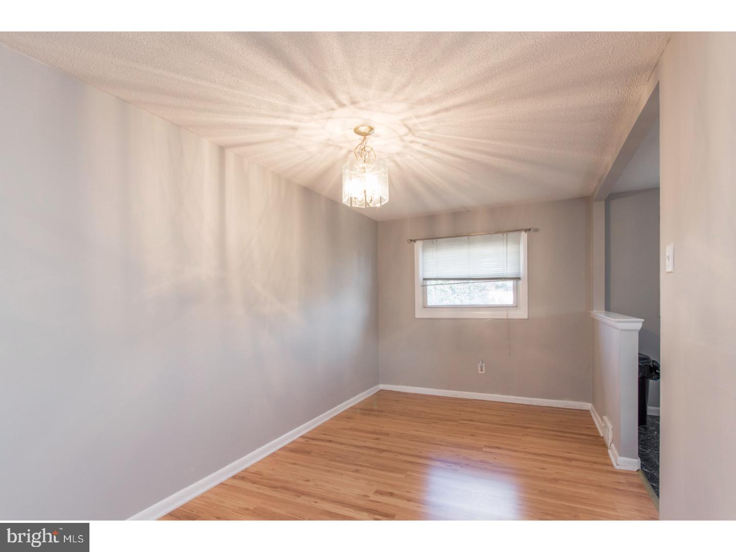 2834 Shelly Road Philadelphia, PA 19152 - Photo 7 of 23