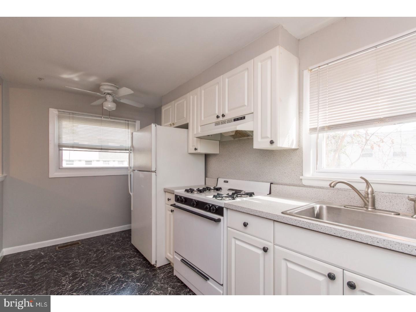 2834 Shelly Road Philadelphia, PA 19152 - Photo 9 of 23