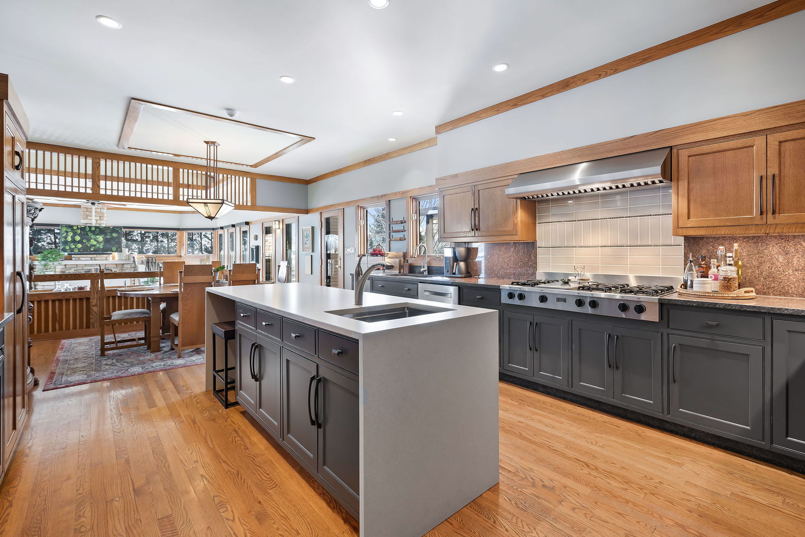 13540 McCarthy Road Lemont, IL 60439 - Photo 14 of 71 a kitchen with lots of counter top space