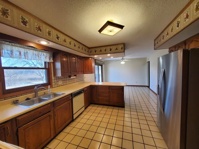 $259,900 | 11608 Laurelwood Lane, Carbondale, IL 62901