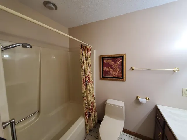 $259,900 | 11608 Laurelwood Lane, Carbondale, IL 62901