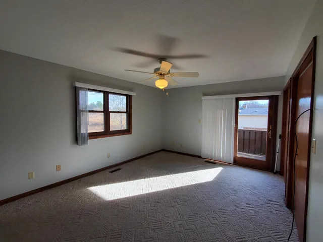 $259,900 | 11608 Laurelwood Lane, Carbondale, IL 62901