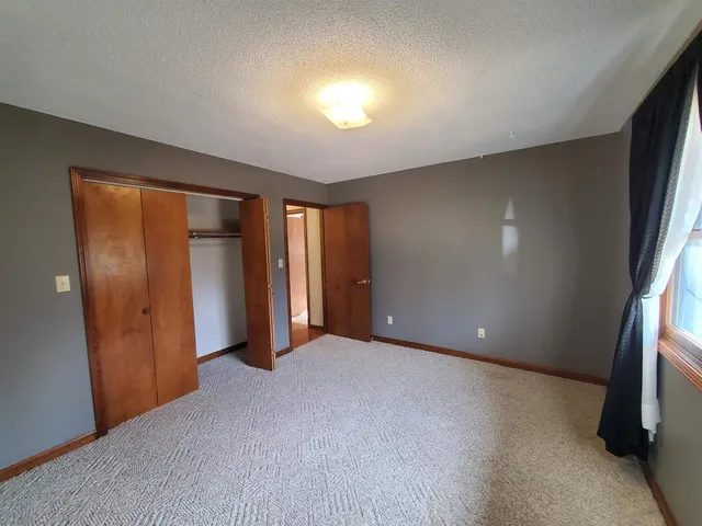 $259,900 | 11608 Laurelwood Lane, Carbondale, IL 62901