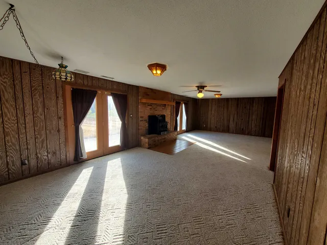 $259,900 | 11608 Laurelwood Lane, Carbondale, IL 62901