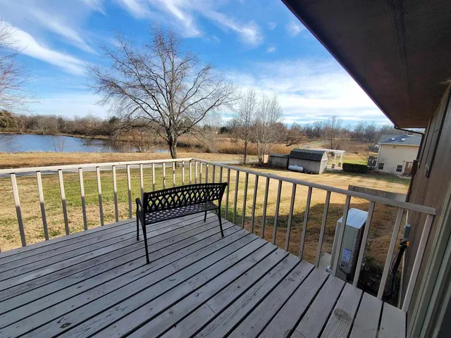 $259,900 | 11608 Laurelwood Lane, Carbondale, IL 62901