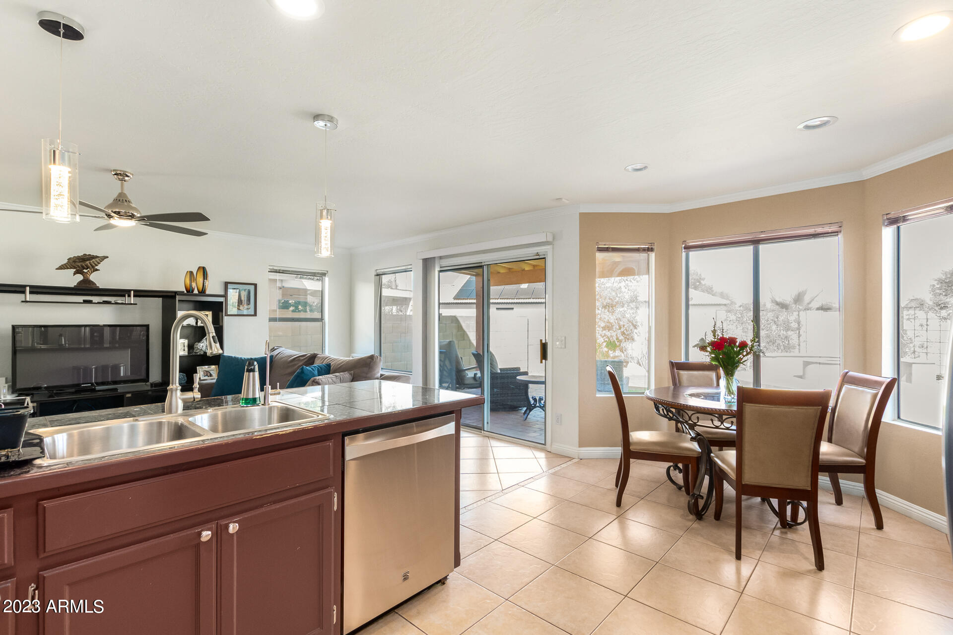 3036 East Wagoner Road Phoenix, AZ 85032 - Photo 14 of 39 16 - Wagoner