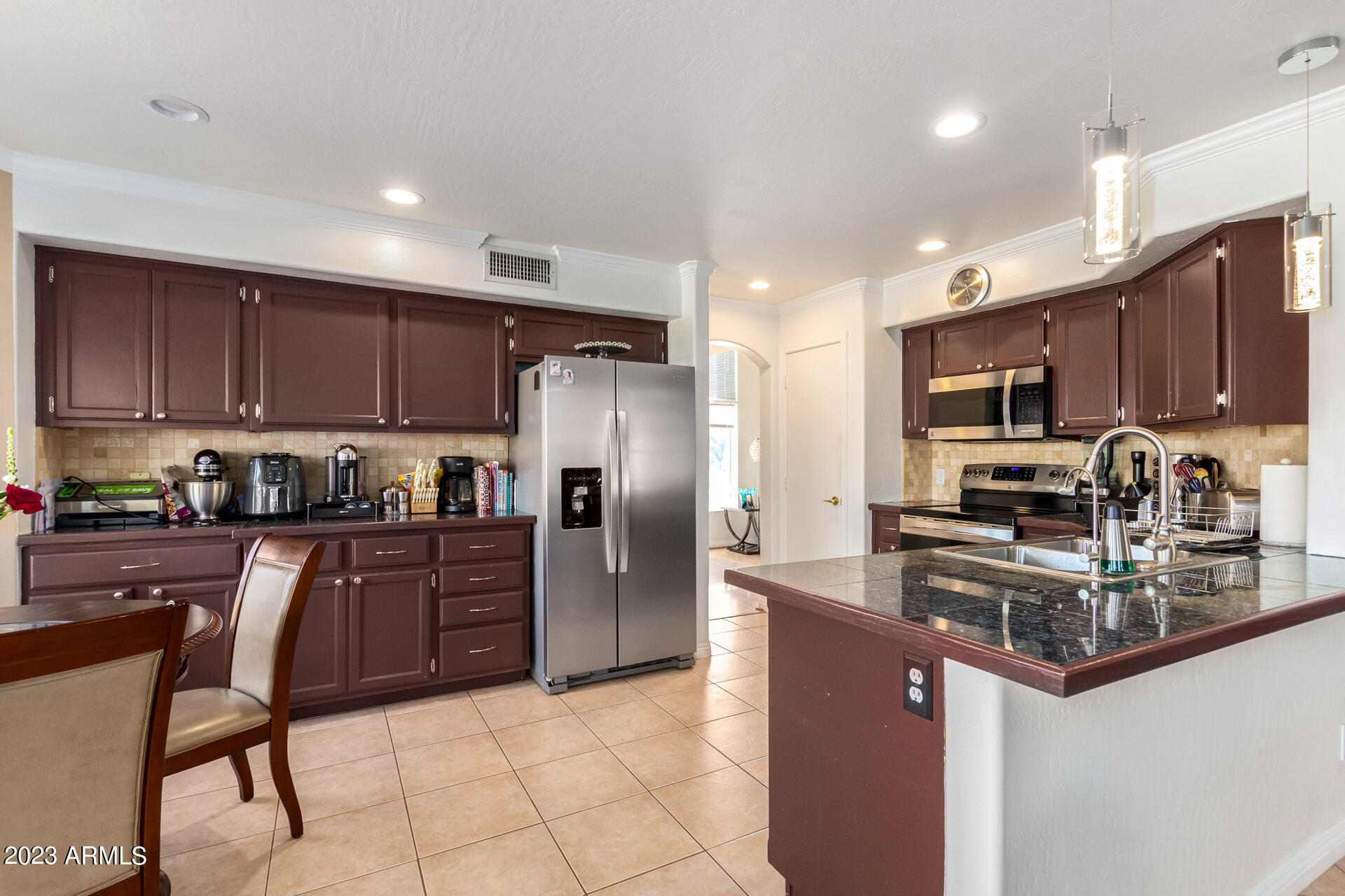 3036 East Wagoner Road Phoenix, AZ 85032 - Photo 15 of 39 18 - Wagoner