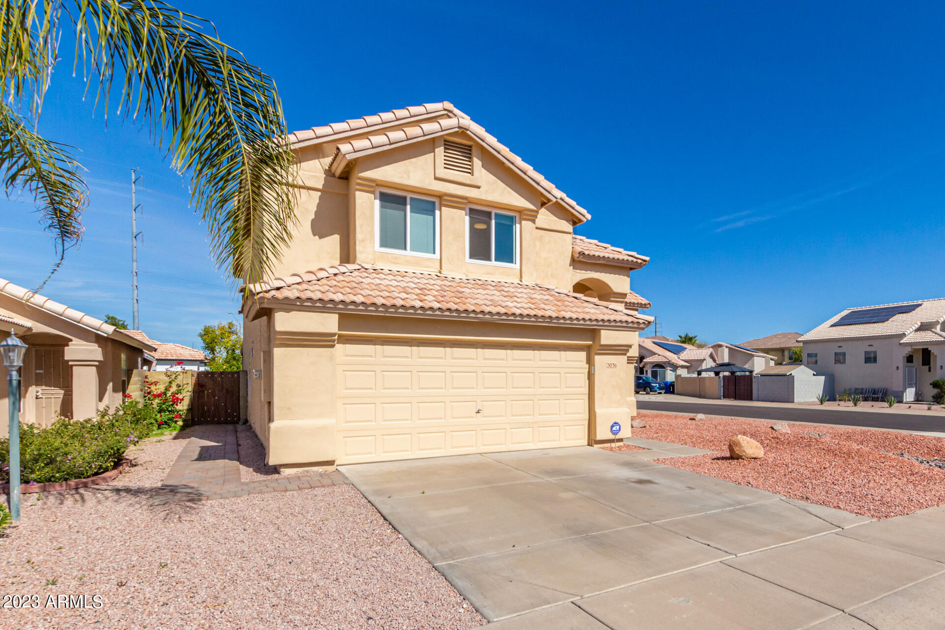 3036 East Wagoner Road Phoenix, AZ 85032 - Photo 4 of 39 06 - Wagoner