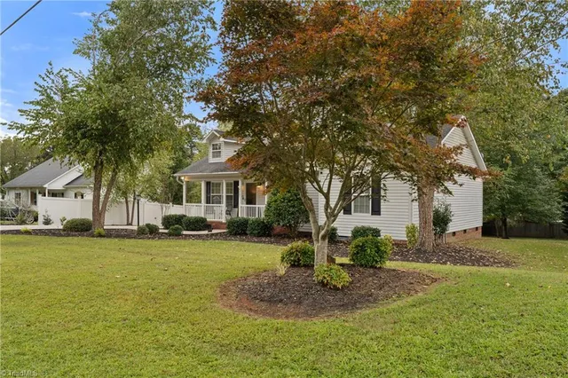 $266,700 | 4207 Fox Street, Randleman, NC 27317