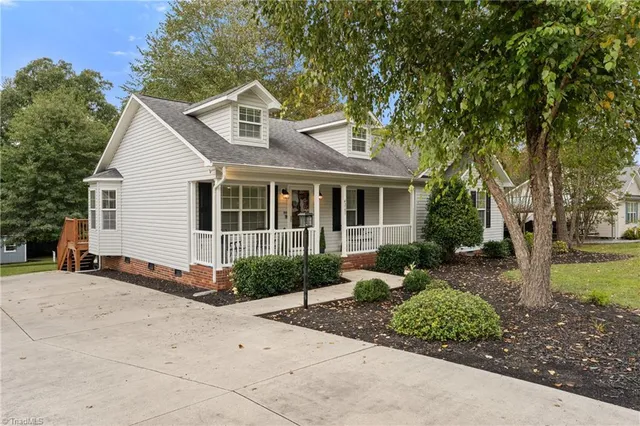 $266,700 | 4207 Fox Street, Randleman, NC 27317