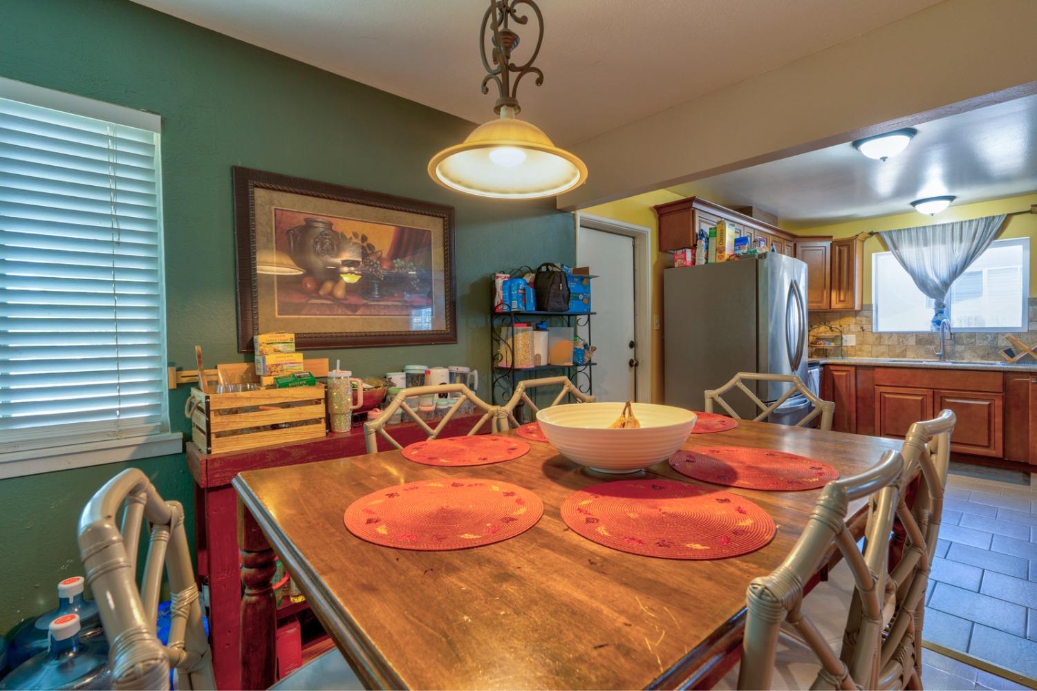 27402 Saunders Road Madera, CA 93637 - Photo 13 of 31 Gallery Image 13