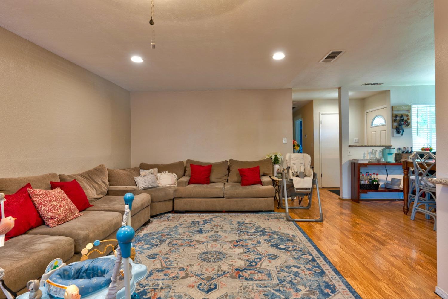 27402 Saunders Road Madera, CA 93637 - Photo 7 of 31 Gallery Image 7