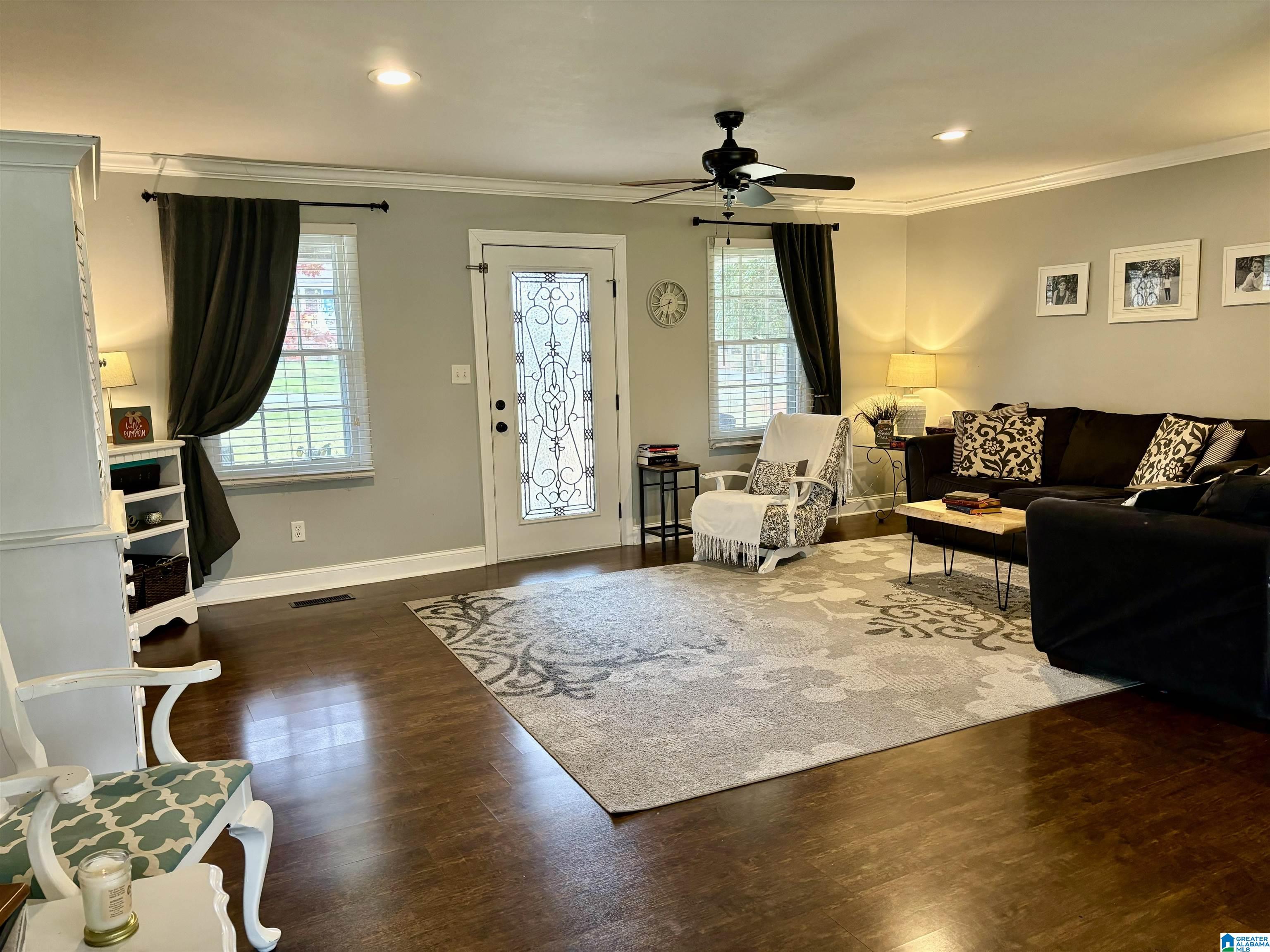 2480 Powell Street Gadsden, AL 35907 - Photo 2 of 15