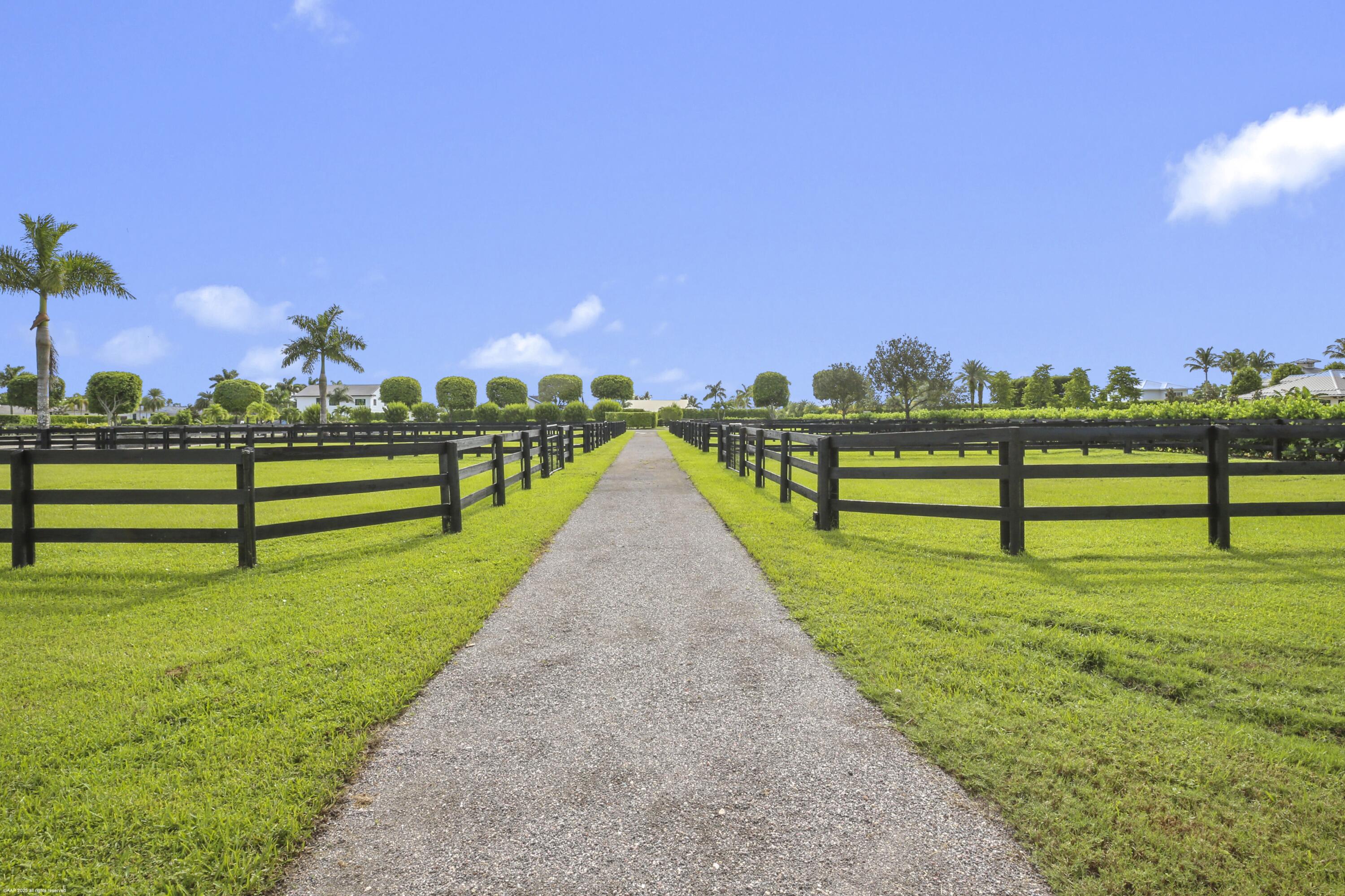 3899 Shutterfly Way Wellington, FL 33414 - Photo 6 of 27 3899 Shutterfly Way 015