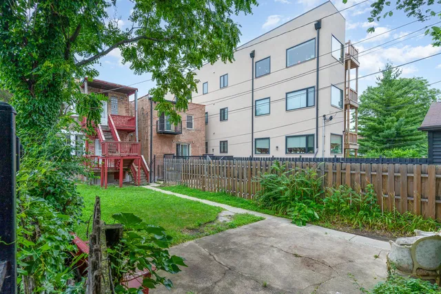 $449,000 | 5239 South Ingleside Avenue, Chicago, IL 60615