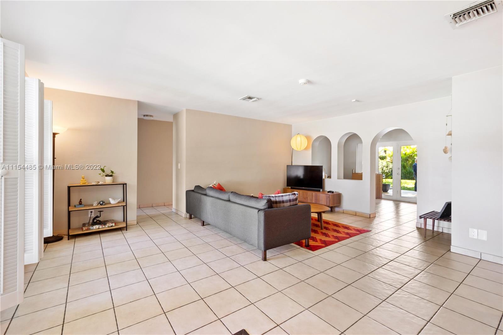 4400 West Park Road Hollywood, FL 33021 - Photo 4 of 26