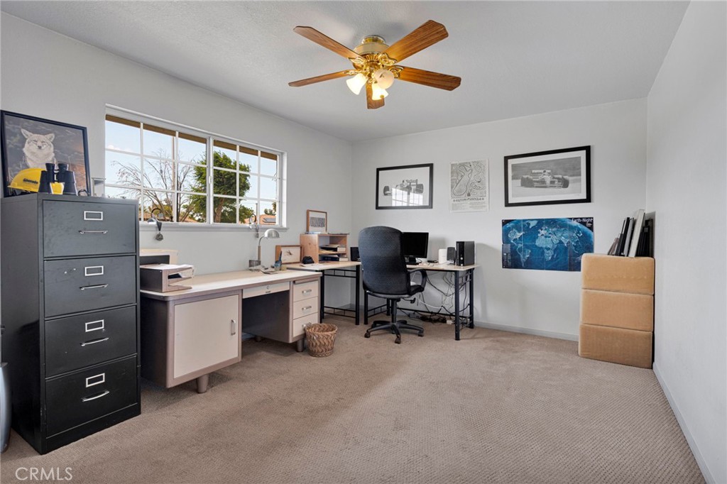 14204 Crow Road Apple Valley, CA 92307 - Photo 31 of 58