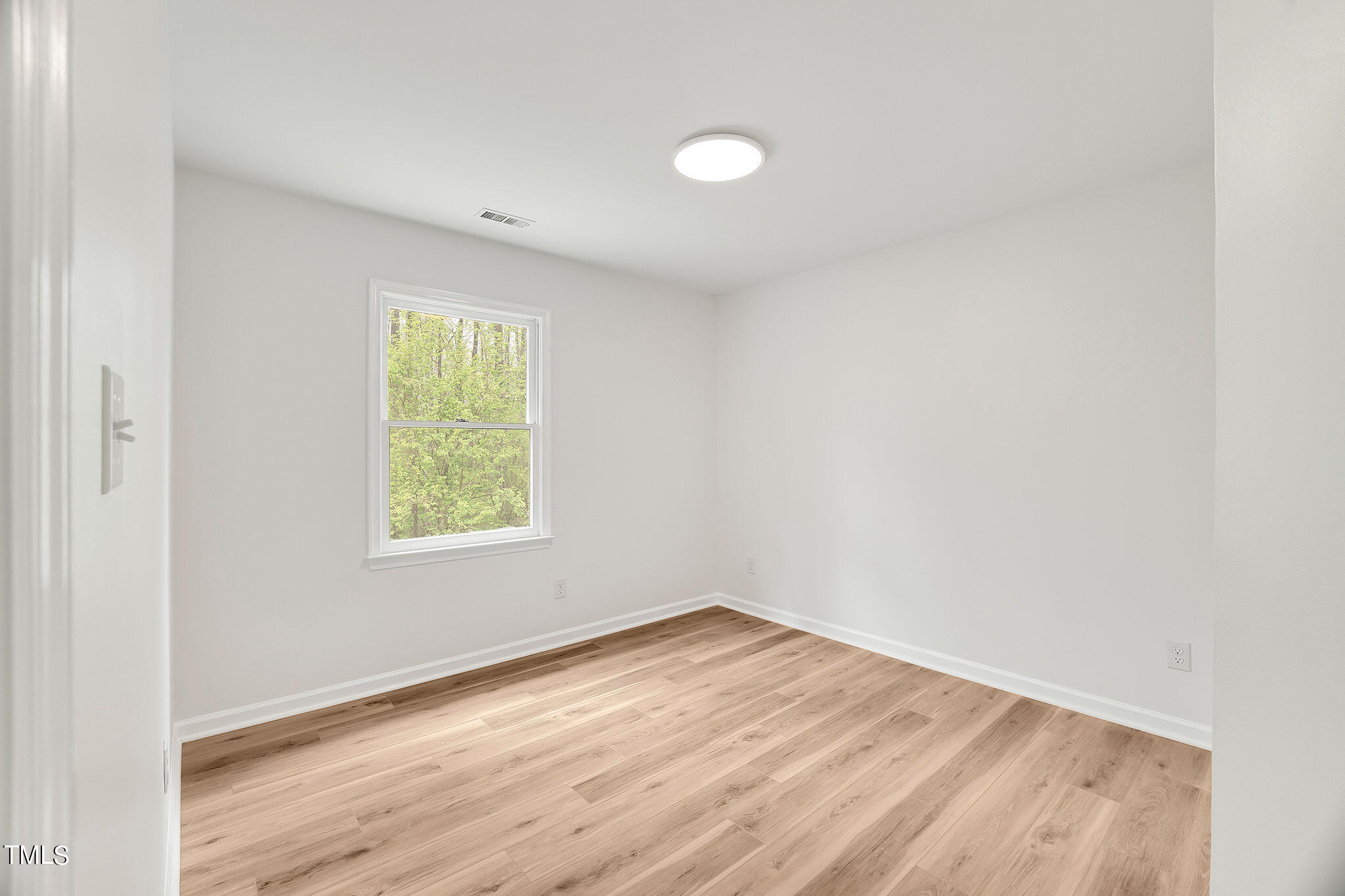 5628 Barham Court Raleigh, NC 27613 - Photo 42 of 52 P1167872