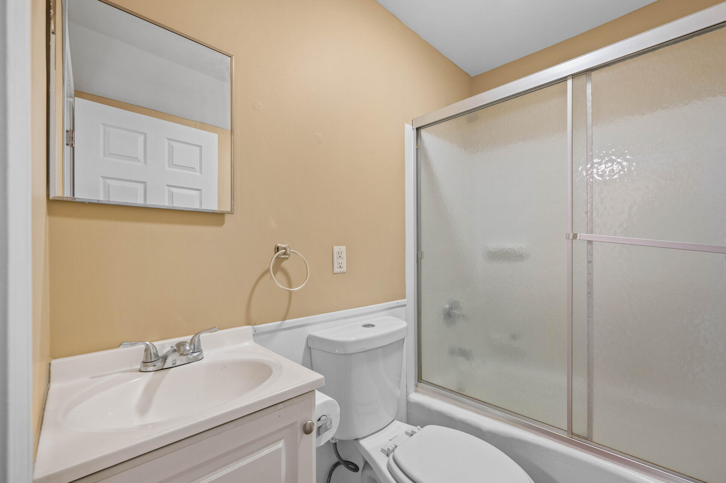 15 Jefferson Street Augusta, ME 04330 - Photo 22 of 38 22-15-Jefferson-St-22-Unit-2