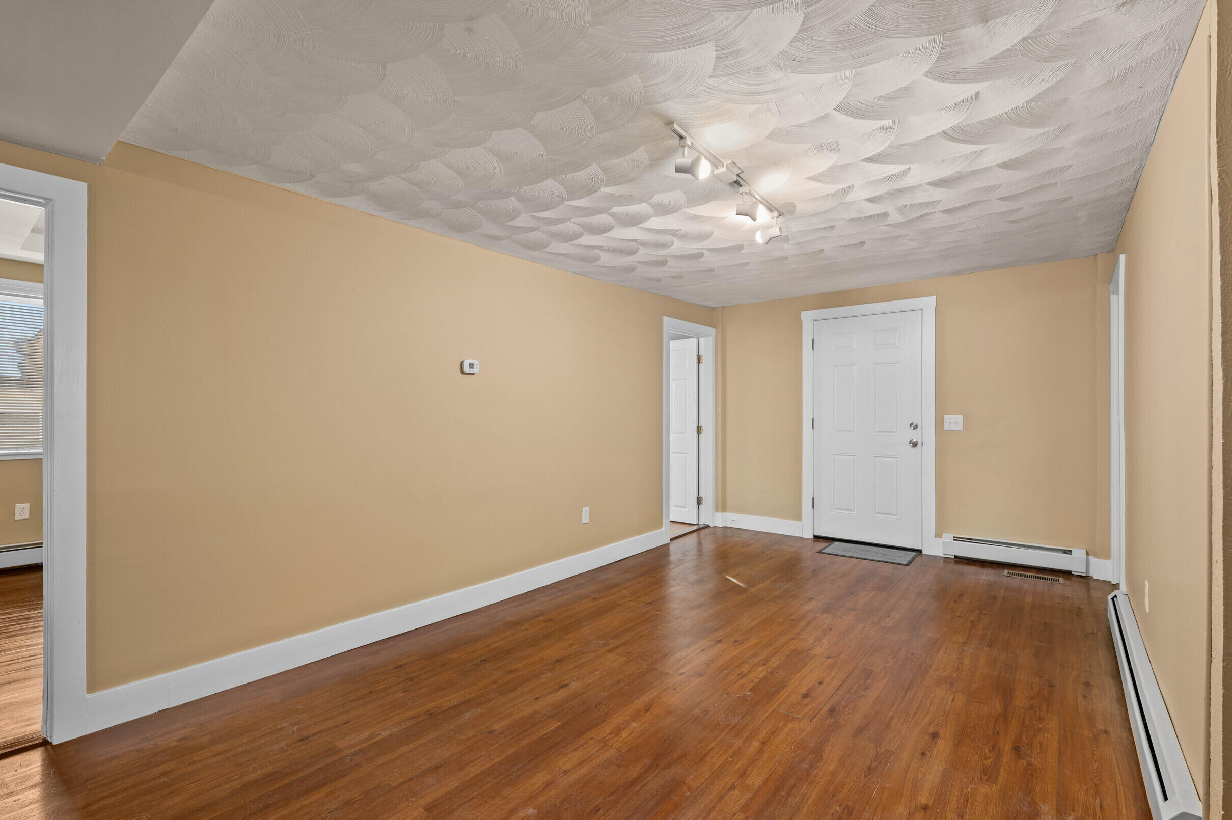 15 Jefferson Street Augusta, ME 04330 - Photo 8 of 38 8-15-Jefferson-St-8-Unit-1
