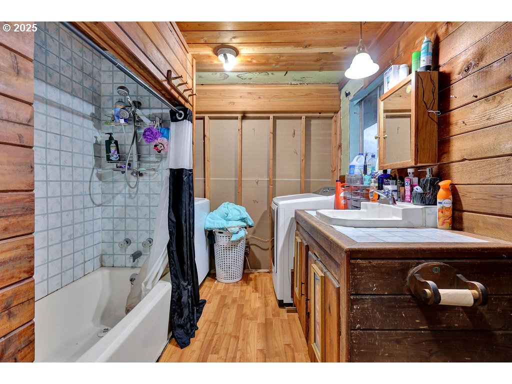 154 37th Street Springfield, OR 97478 - Photo 26 of 32
