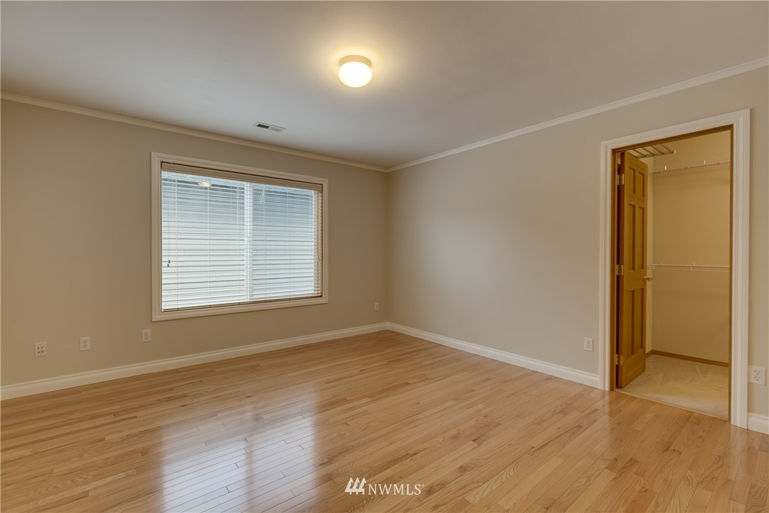 15433 35th Drive Southeast Bothell, WA 98012 - Photo 14 of 20 Gallery Image 14