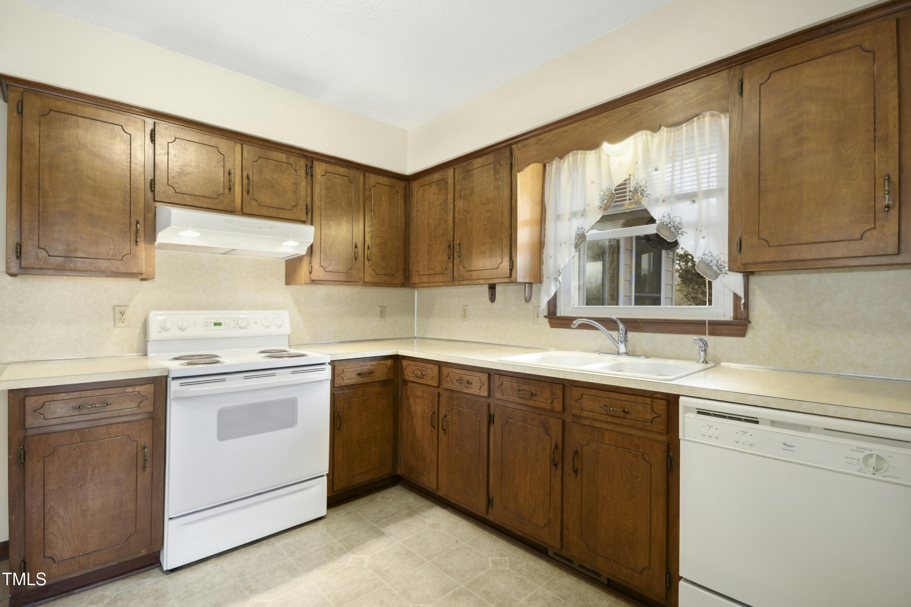 6916 Bill Poole Road Rougemont, NC 27572 - Photo 13 of 47 014-476687-IMG_9463