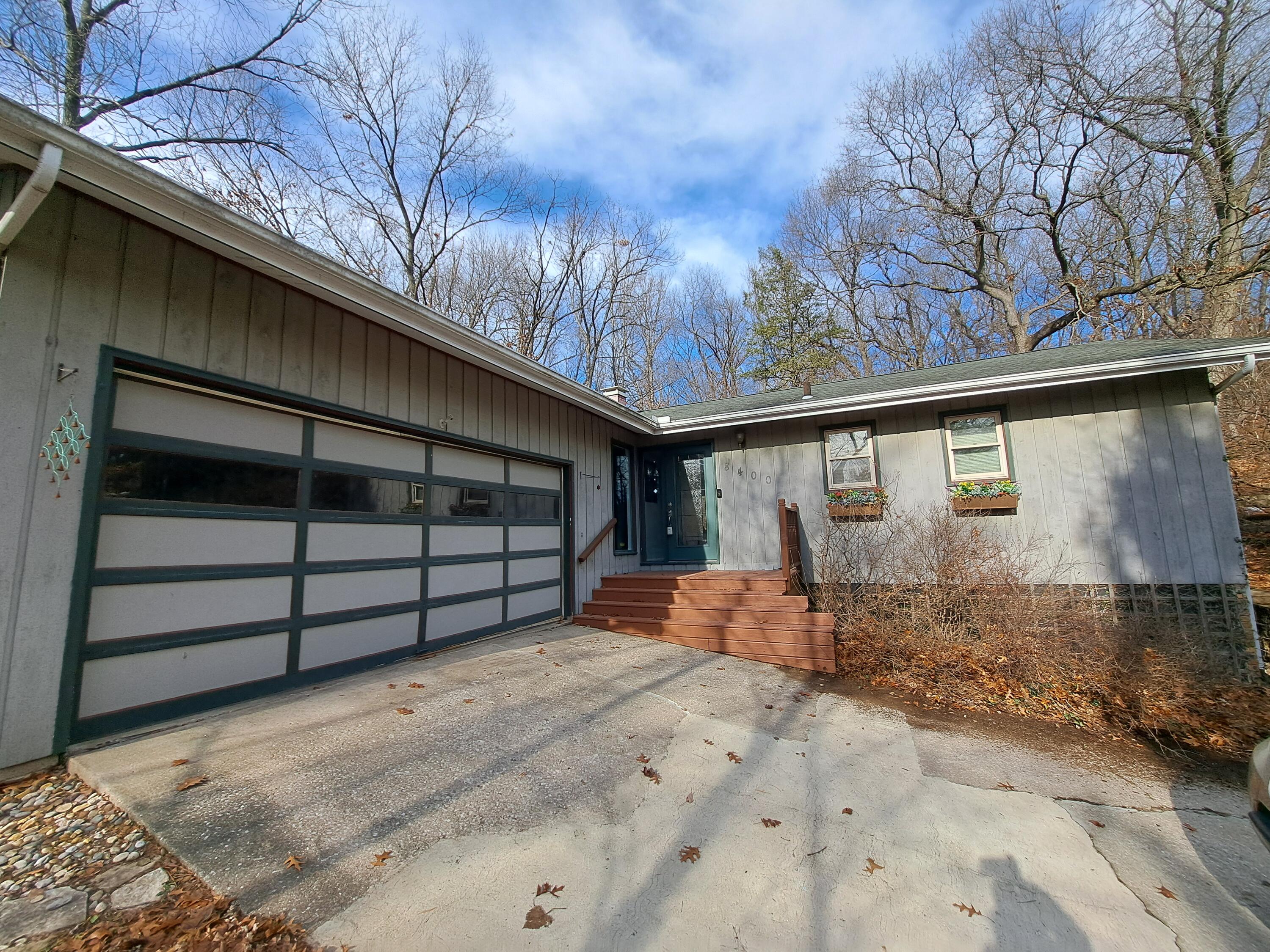 8400 Forest Avenue Gary, IN 46403 - Photo 1 of 29 3000x2250