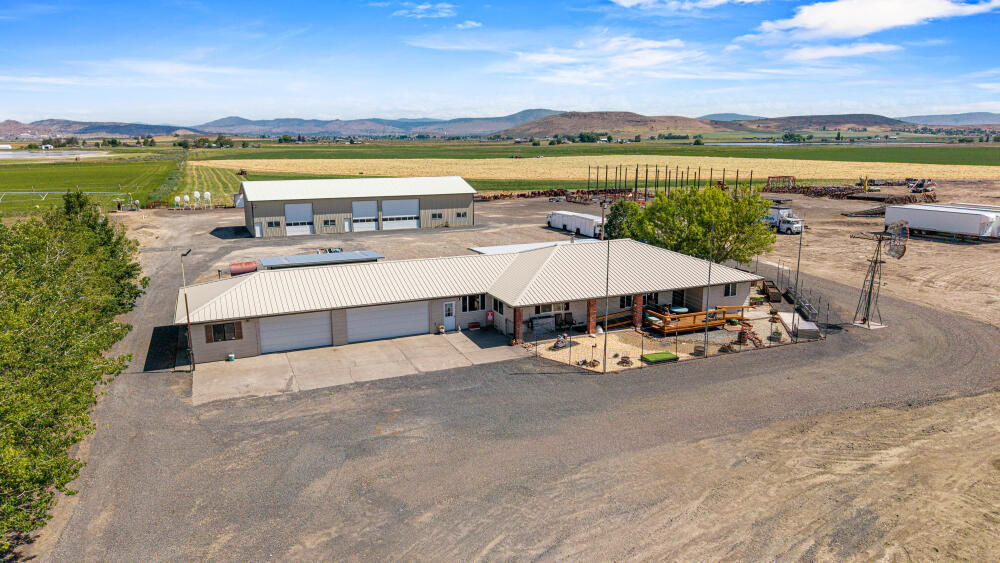 891 Cross Road Klamath Falls, OR 97603 - Photo 51 of 66 891CrossRd-Aerial-3